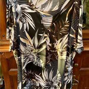 Hamilton Abstract Pattern Top- Black, White, Tan 2X